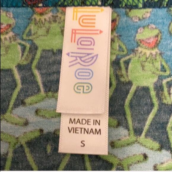 Lularoe Disney Kermit Classic Tee - Picture 4 of 7